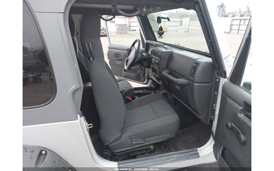 jeep-wrangler-4-0l-i-6-190hp-4x4-drive - 4