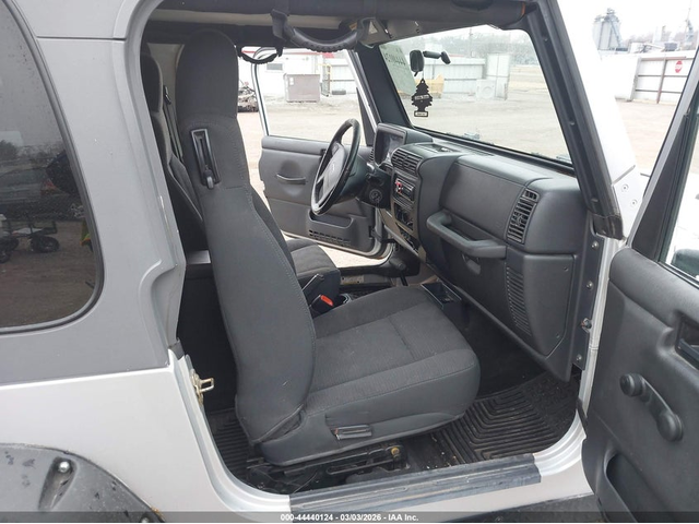 Jeep Wrangler 4.0L I-6 190HP 4X4 Drive - автомобили, коли, обяви за нови и употребявани 4