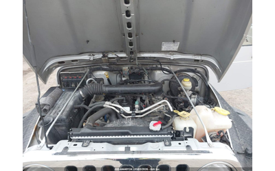 Jeep Wrangler 4.0L I-6 190HP 4X4 Drive - автомобили, коли, обяви за нови и употребявани 9