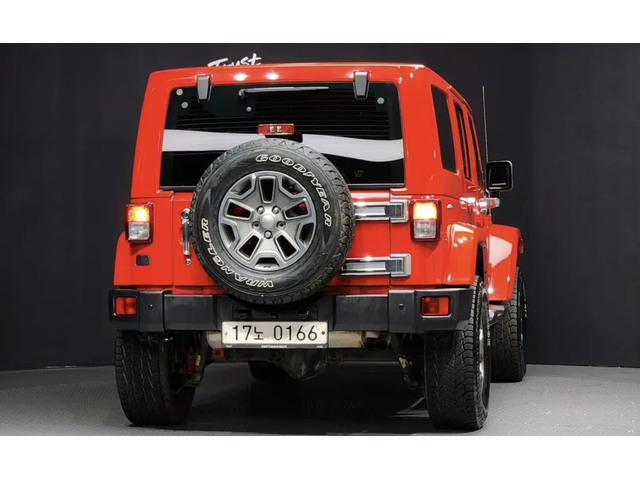 Jeep Wrangler UNLIMITED* SAHARA* 3.6* V6* ПОДГРЕВ* КОЖА* КАМЕРА* - автомобили, коли, обяви за нови и употребявани 3