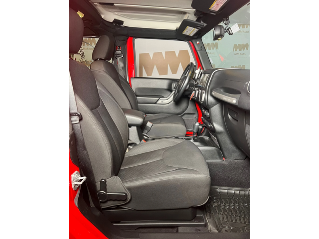 Jeep Wrangler s - автомобили, коли, обяви за нови и употребявани 9