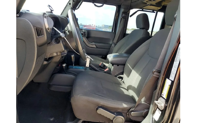 Jeep Wrangler UNLIMITED SPORT - автомобили, коли, обяви за нови и употребявани 6