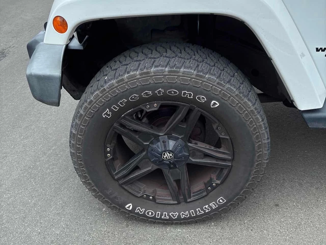 Jeep Wrangler * Sahara * 2 КЛЮЧА* PANO* KEYLESS* - автомобили, коли, обяви за нови и употребявани 10