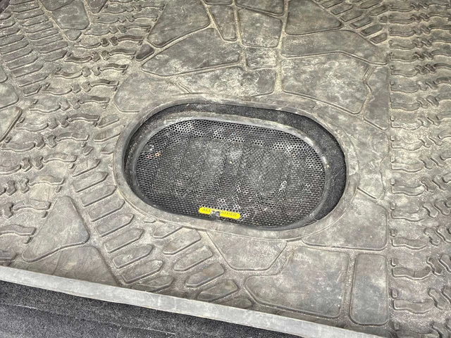 Jeep Wrangler * Sahara * 2 КЛЮЧА* PANO* KEYLESS* - автомобили, коли, обяви за нови и употребявани 15