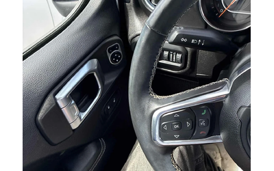 Jeep Wrangler * Sahara * CARFAX * Подгреви * Keyless - автомобили, коли, обяви за нови и употребявани 13