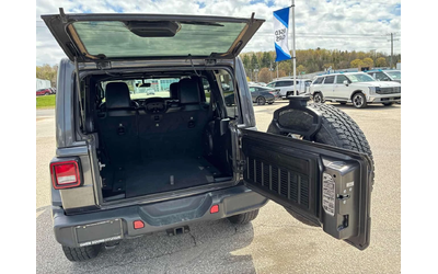 Jeep Wrangler * Sahara * CARFAX * Подгреви * Keyless - автомобили, коли, обяви за нови и употребявани 16
