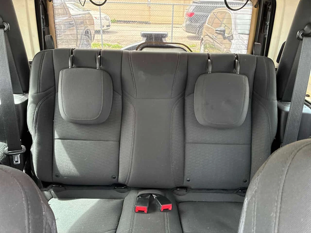 Jeep Wrangler * Sport S * КЛИП НА МОТОРА * ОТ ПРЕДСТАВИТЕЛСТВО - автомобили, коли, обяви за нови и употребявани 12