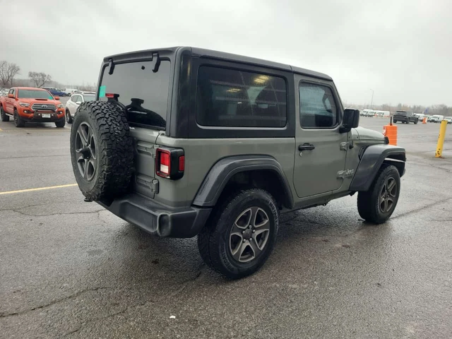 Jeep Wrangler SPORT S/CARFAX/ - автомобили, коли, обяви за нови и употребявани 2