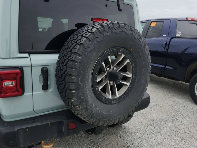 Jeep Wrangler RUBICON 392 * CARFAX * One owner * Без инциденти * - автомобили, коли, обяви за нови и употребявани 13