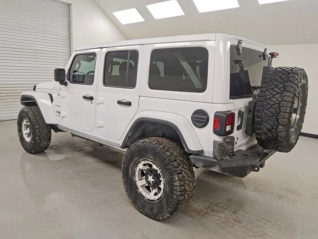 Jeep Wrangler xUnlimited Sahara 4x4 - автомобили, коли, обяви за нови и употребявани 1