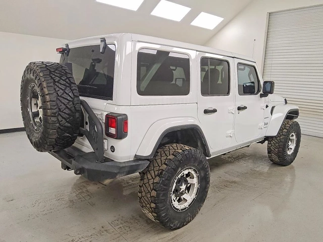 Jeep Wrangler xUnlimited Sahara 4x4 - автомобили, коли, обяви за нови и употребявани 2