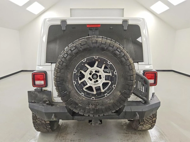 Jeep Wrangler xUnlimited Sahara 4x4 - автомобили, коли, обяви за нови и употребявани 5