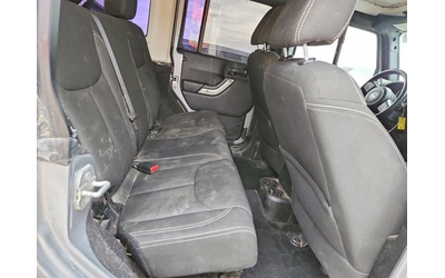 Jeep Wrangler UNLIMITED RUBICON - автомобили, коли, обяви за нови и употребявани 9