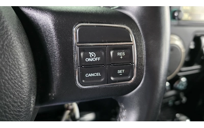 Jeep Wrangler 75TH SPECIAL EDITION* КАТО НОВ* КРАЙНА ЦЕНА - автомобили, коли, обяви за нови и употребявани 12