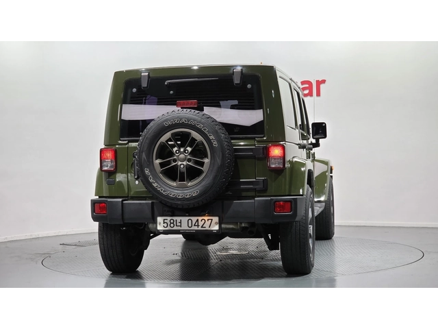 Jeep Wrangler 75TH SPECIAL EDITION* КАТО НОВ* КРАЙНА ЦЕНА - автомобили, коли, обяви за нови и употребявани 1