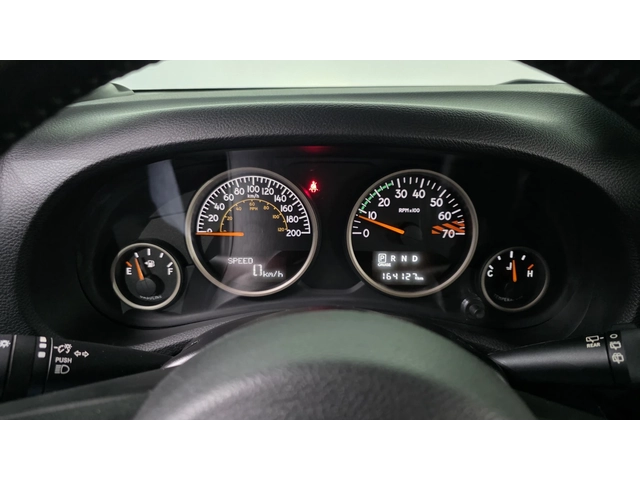 Jeep Wrangler 75TH SPECIAL EDITION* КАТО НОВ* КРАЙНА ЦЕНА - автомобили, коли, обяви за нови и употребявани 6