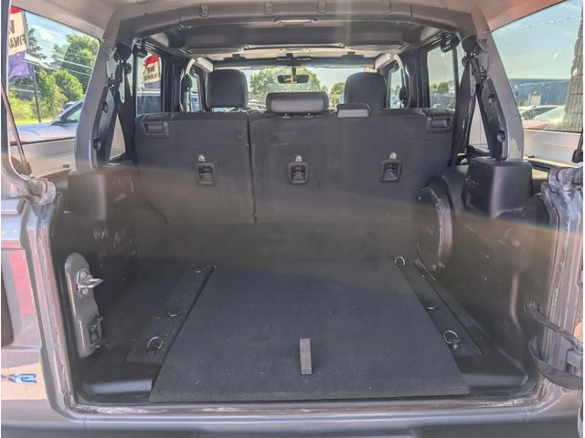 Jeep Wrangler RUBICON - автомобили, коли, обяви за нови и употребявани 16