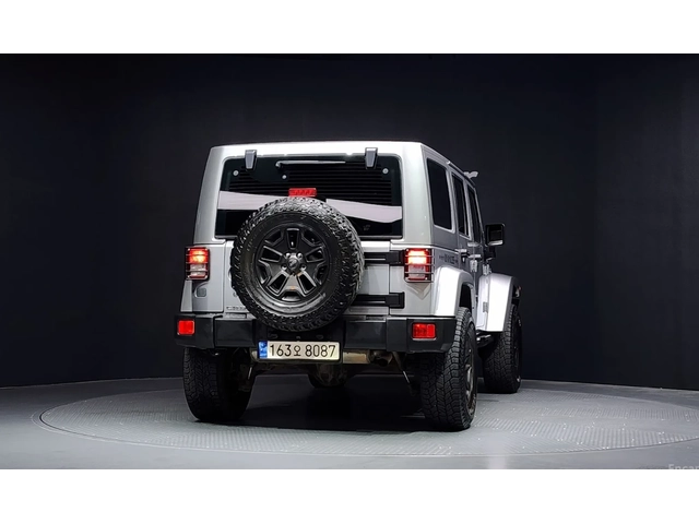 Jeep Wrangler 4Х4 * КОЖА * ПОДГРЕВИ * КАМЕРА - автомобили, коли, обяви за нови и употребявани 1