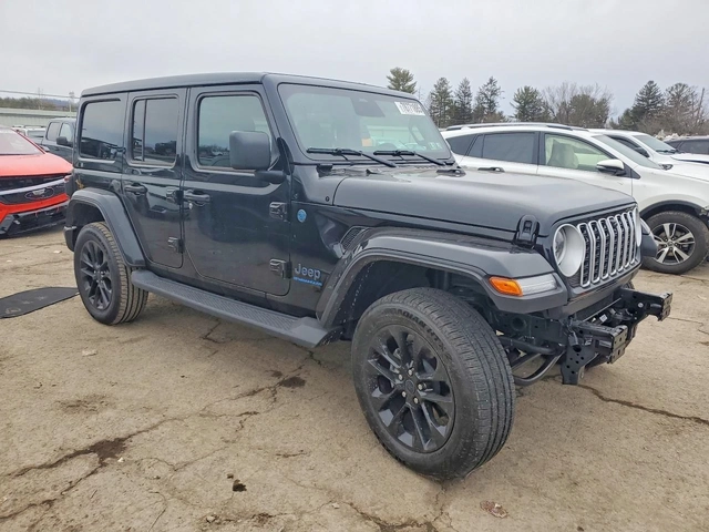 Jeep Wrangler 4XE* SAHARA* ГОЛЯМА НАВИГАЦИЯ* ЛИЗИНГ - автомобили, коли, обяви за нови и употребявани 3