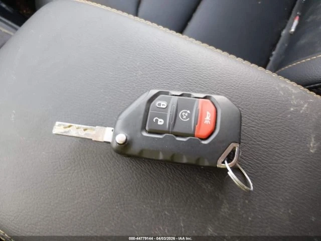 Jeep Wrangler SAHARA 4X4* КОЖА* ГОЛЯМА НАВИГАЦИЯ - автомобили, коли, обяви за нови и употребявани 10