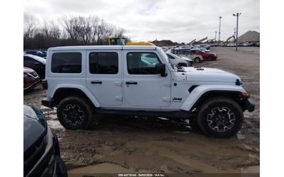 Jeep Wrangler SAHARA 4X4* КОЖА* ГОЛЯМА НАВИГАЦИЯ - автомобили, коли, обяви за нови и употребявани 12