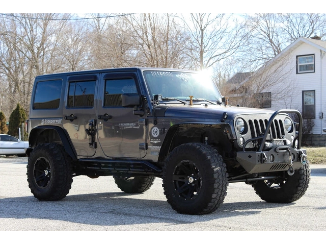 Jeep Wrangler Unlimited Sahara 4WD - автомобили, коли, обяви за нови и употребявани 3