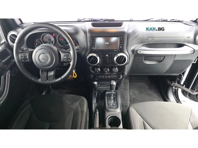 Jeep Wrangler 3.6 RUBICON - автомобили, коли, обяви за нови и употребявани 5