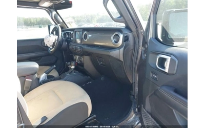 Jeep Wrangler Unlimited Sahara 4x4 - автомобили, коли, обяви за нови и употребявани 7