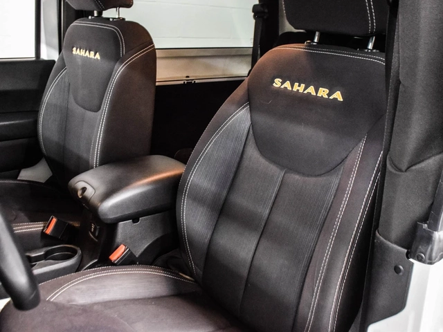 Jeep Wrangler Sahara 4WD - автомобили, коли, обяви за нови и употребявани 10