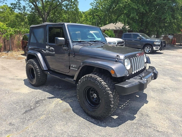 Jeep Wrangler SAHARA - автомобили, коли, обяви за нови и употребявани 3