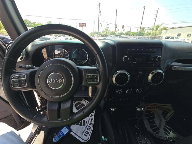 Jeep Wrangler SAHARA - автомобили, коли, обяви за нови и употребявани 4