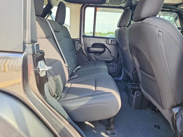 Jeep Wrangler ДИЗЕЛ - автомобили, коли, обяви за нови и употребявани 9