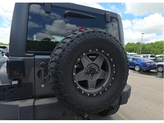 Jeep Wrangler Unlimited Sport - автомобили, коли, обяви за нови и употребявани 4