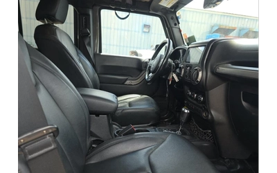Jeep Wrangler Unlimited Sport - автомобили, коли, обяви за нови и употребявани 7