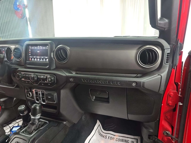 Jeep Wrangler Unlimited Sport S - автомобили, коли, обяви за нови и употребявани 10