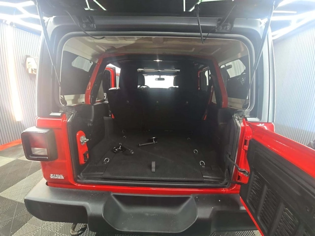 Jeep Wrangler Unlimited Sport S - автомобили, коли, обяви за нови и употребявани 5