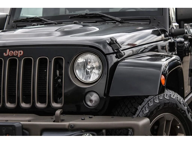 Jeep Wrangler Unlimited Sahara 4WD - автомобили, коли, обяви за нови и употребявани 4