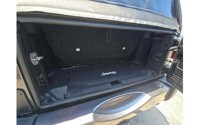 Jeep Wrangler SAHARA - автомобили, коли, обяви за нови и употребявани 9