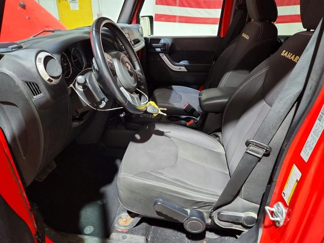 Jeep Wrangler UNLIMITED SAHARA - автомобили, коли, обяви за нови и употребявани 6