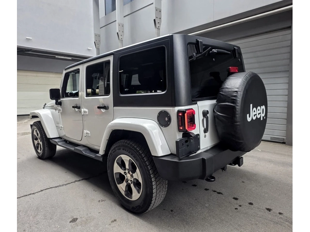 Jeep Wrangler LIMITED SAHARA 3.6 AWD - автомобили, коли, обяви за нови и употребявани 6