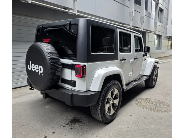 Jeep Wrangler LIMITED SAHARA 3.6 AWD - автомобили, коли, обяви за нови и употребявани 7