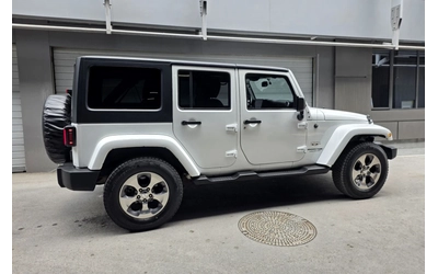 Jeep Wrangler LIMITED SAHARA 3.6 AWD - автомобили, коли, обяви за нови и употребявани 9