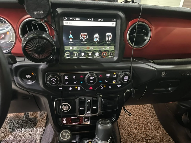 Jeep Wrangler 2.0 Rubicon ! 4-door ! - автомобили, коли, обяви за нови и употребявани 13