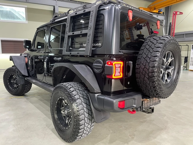 Jeep Wrangler 2.0 Rubicon ! 4-door ! - автомобили, коли, обяви за нови и употребявани 4
