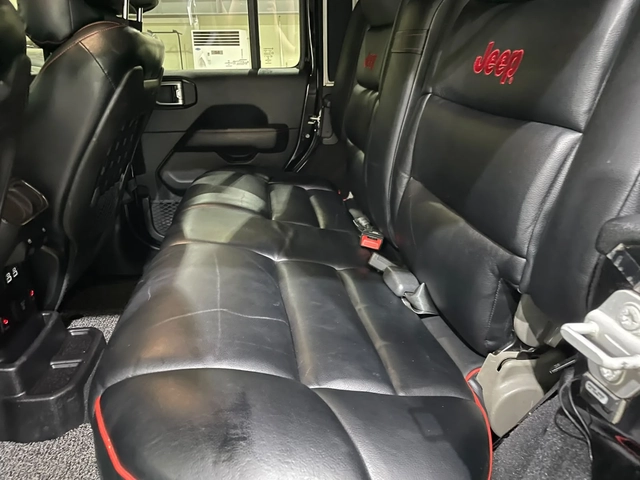 Jeep Wrangler 2.0 Rubicon ! 4-door ! - автомобили, коли, обяви за нови и употребявани 9