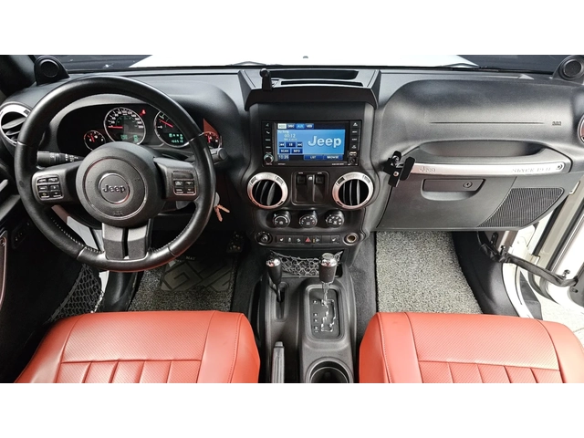 Jeep Wrangler SAHARA | ПОДГРЕВИ | КАМЕРА | НОВИ ГУМИ - автомобили, коли, обяви за нови и употребявани 8
