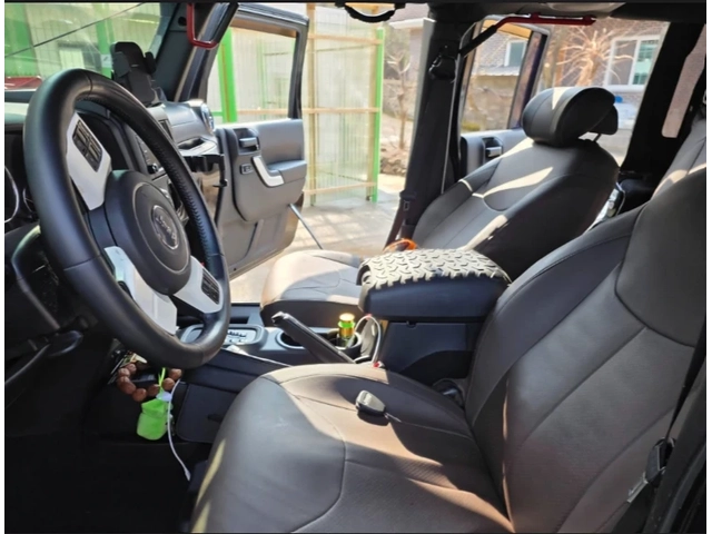Jeep Wrangler DIESEL | SAHARA - автомобили, коли, обяви за нови и употребявани 7