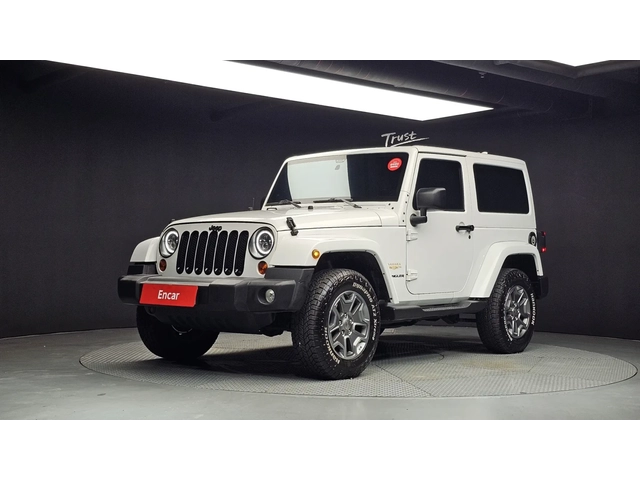 Jeep Wrangler SAHARA | ПОДГРЕВИ | КАМЕРА | НОВИ ГУМИ - автомобили, коли, обяви за нови и употребявани 0