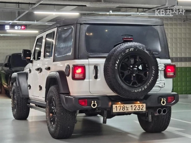Jeep Wrangler SPORT WILLYS EDITION * КРАЙНА ЦЕНА* - автомобили, коли, обяви за нови и употребявани 3