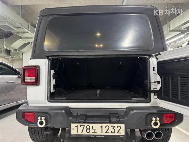 Jeep Wrangler SPORT WILLYS EDITION * КРАЙНА ЦЕНА* - автомобили, коли, обяви за нови и употребявани 4